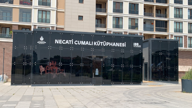 İBB Necati Cumalı Kütüphanesi